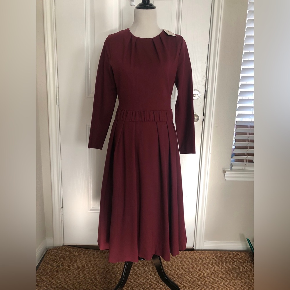 Brand New with Tag Burgundy Dainty Jewell Sophisticated Silhouette Dress